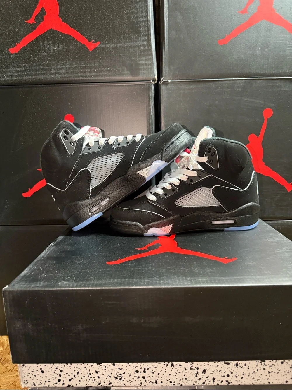 Air Jordan 5 Metallic Black 2025